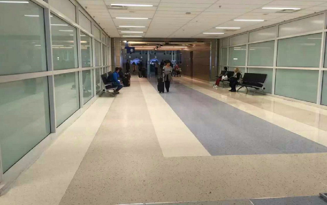 点金环氧磨石机场通道地面